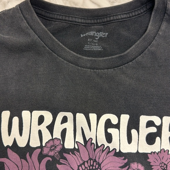Wrangler Graphic TShirt - Picture 4 of 4